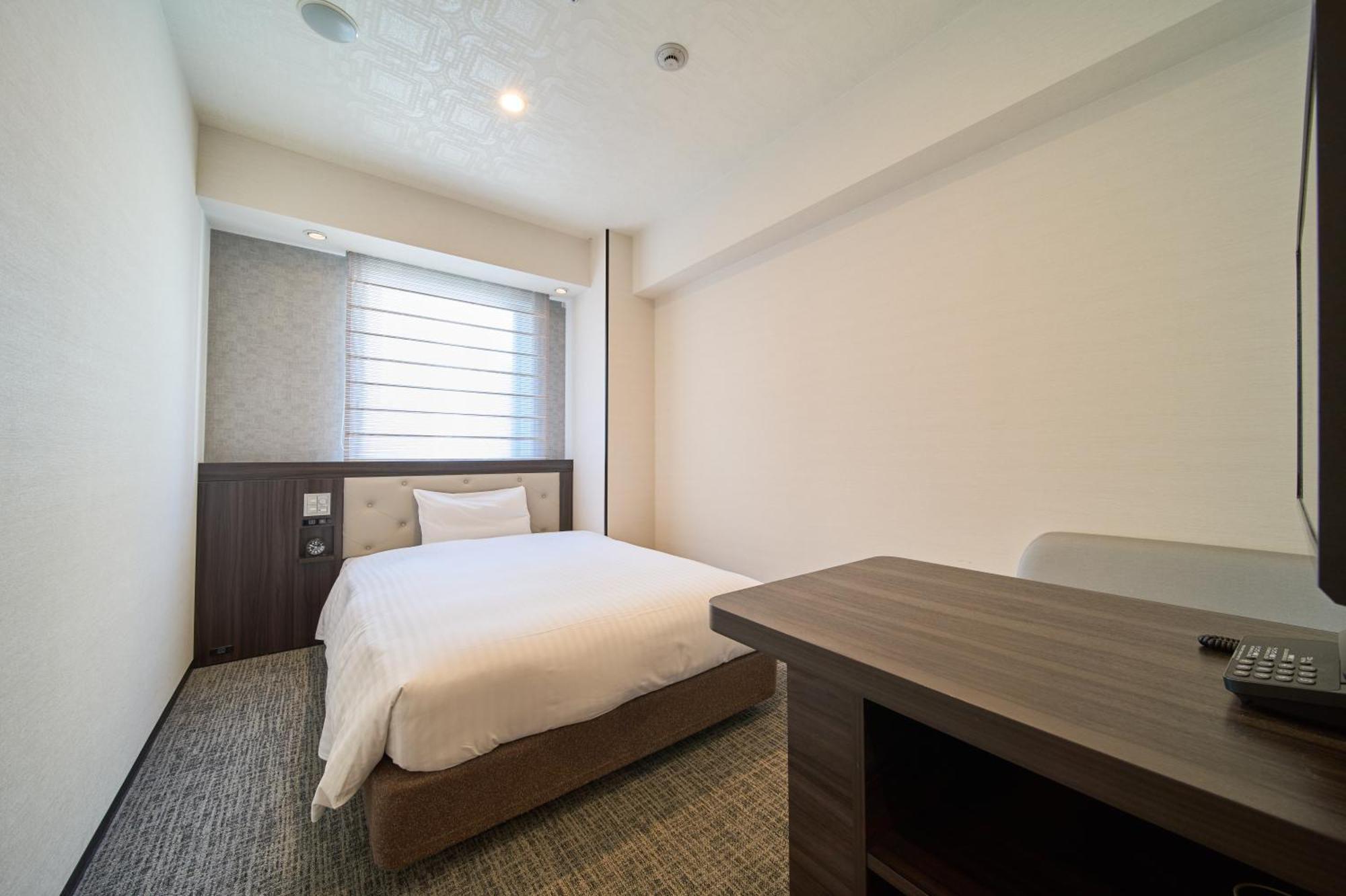 Via Inn Umeda Осака Экстерьер фото